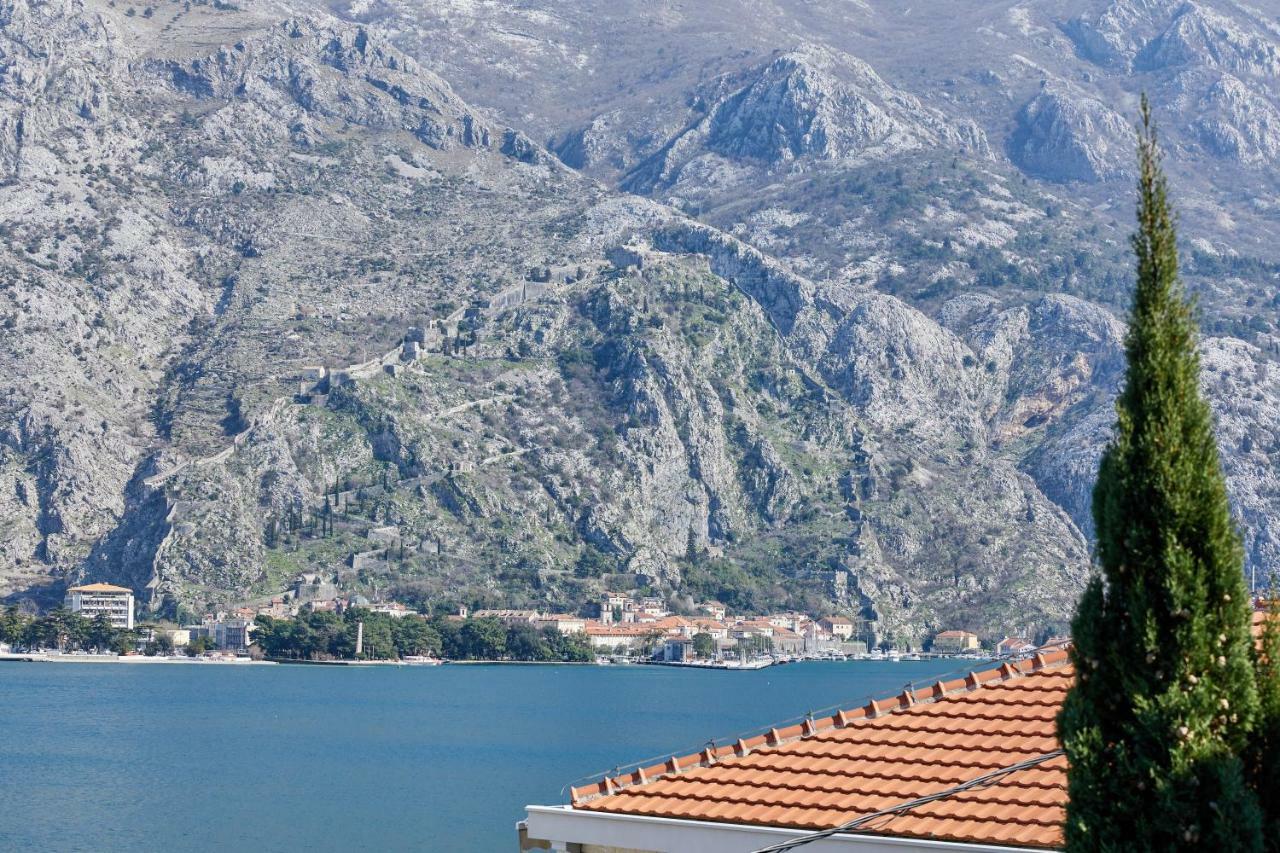 Blanka Sea View Apartments Kotor Luaran gambar